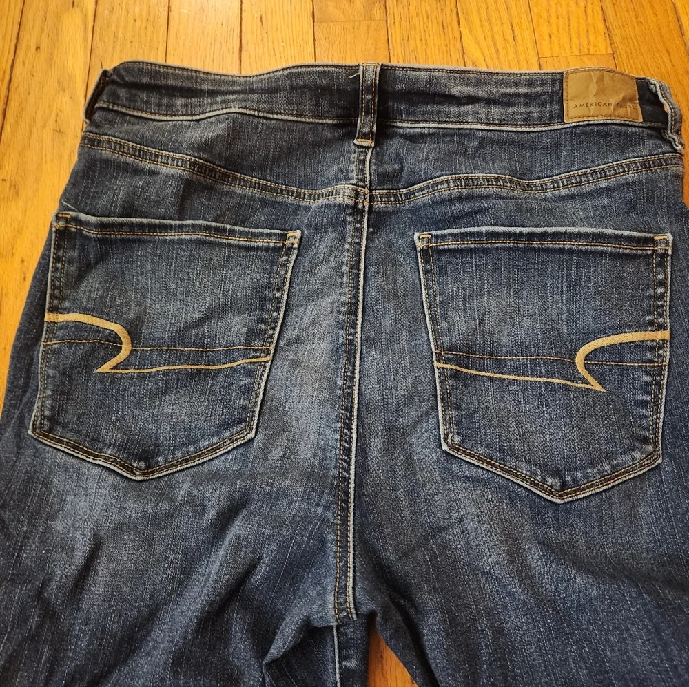 American Eagle Dark Wash Highest Rise Jegging - Picture 5 of 5